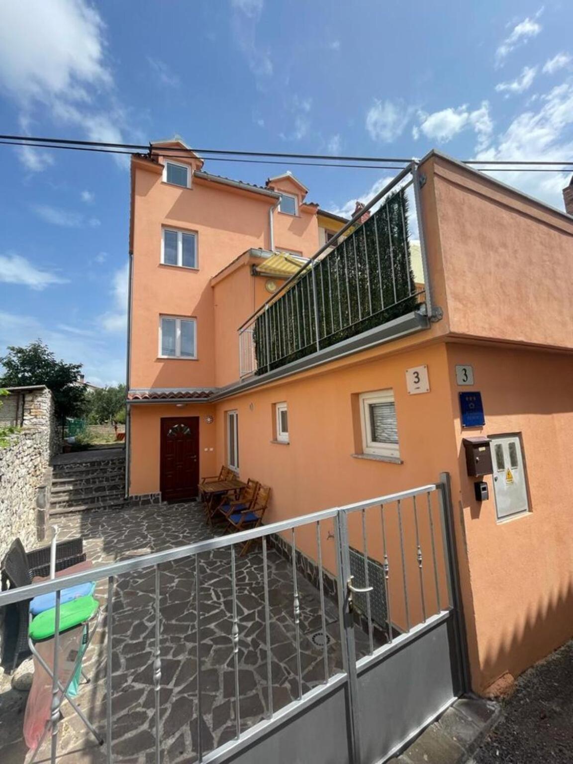 Milka Villa Galižana Eksteriør bilde